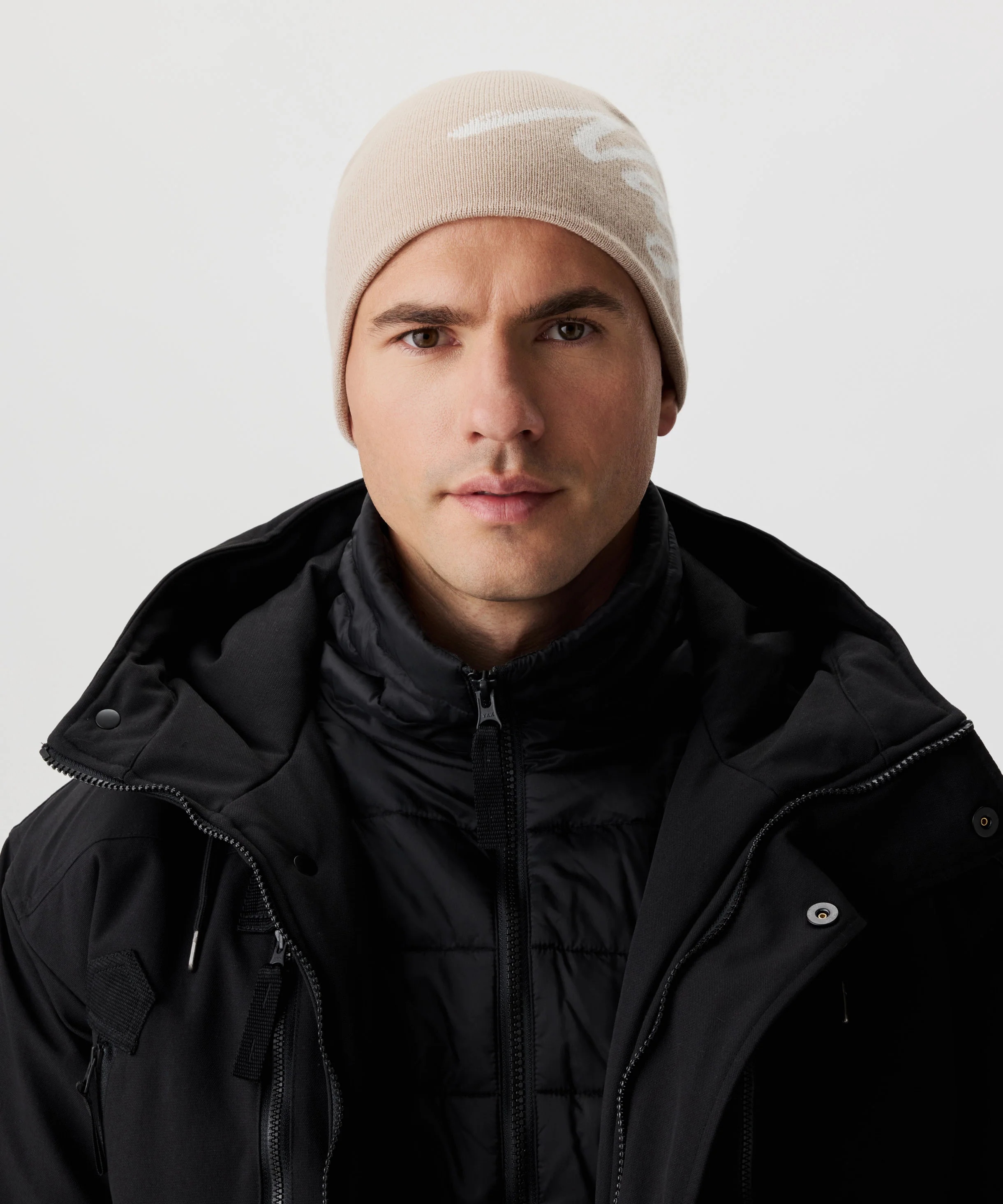 Nays Big Script Logo Beanie - Image 3