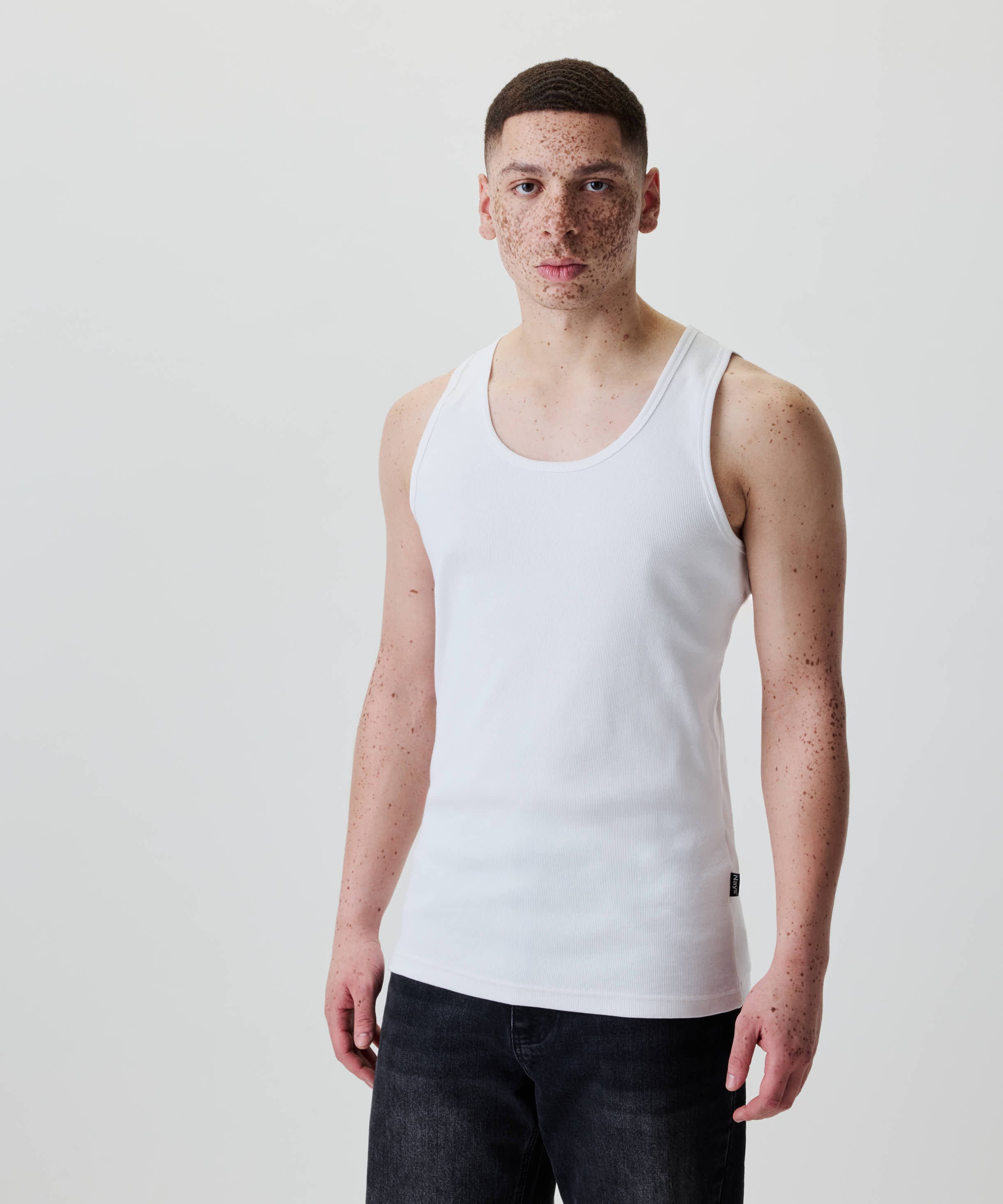 Nays Classic Rib Tank Top - Image 4