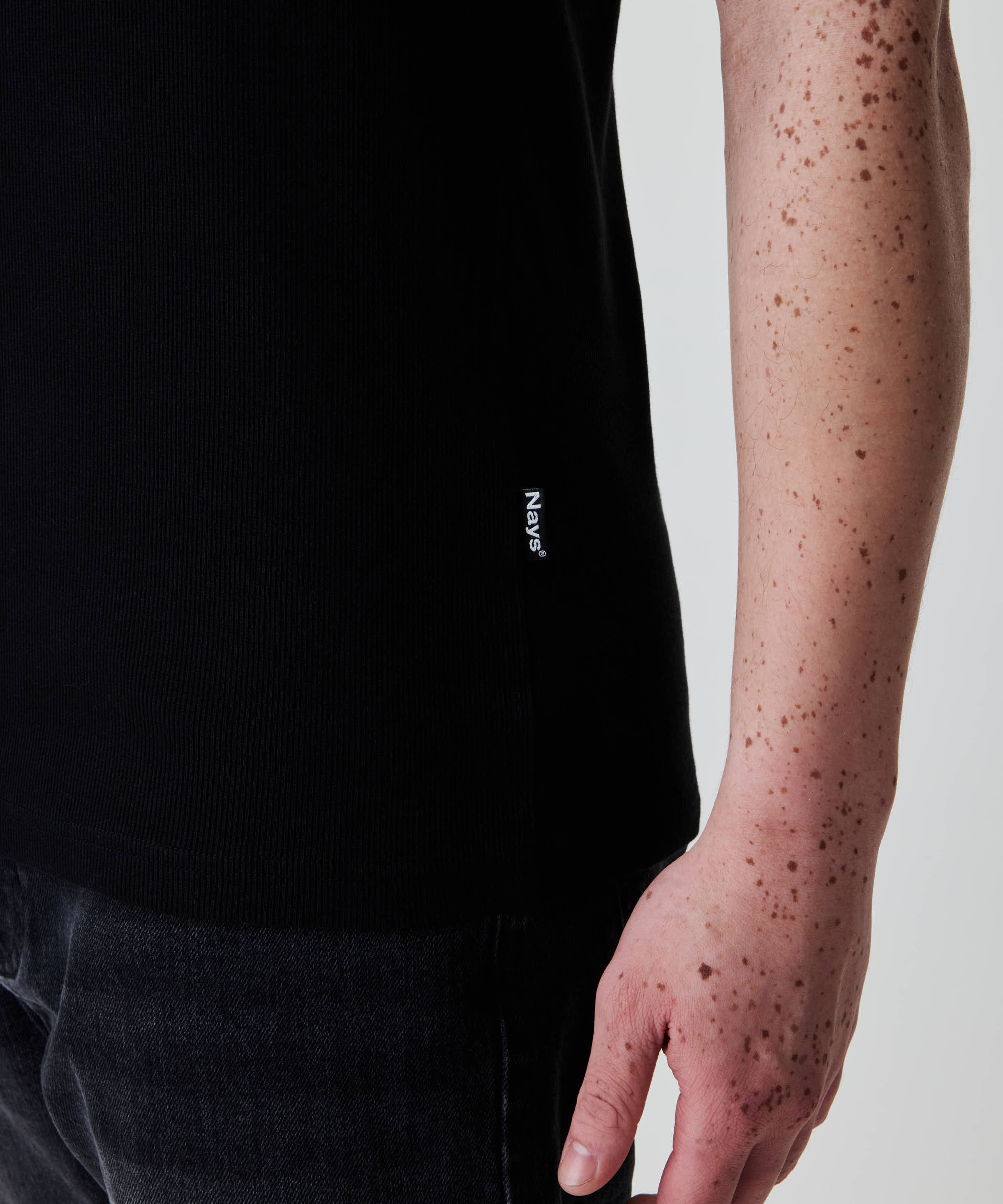 Nays Classic Rib Tank Top - Image 5