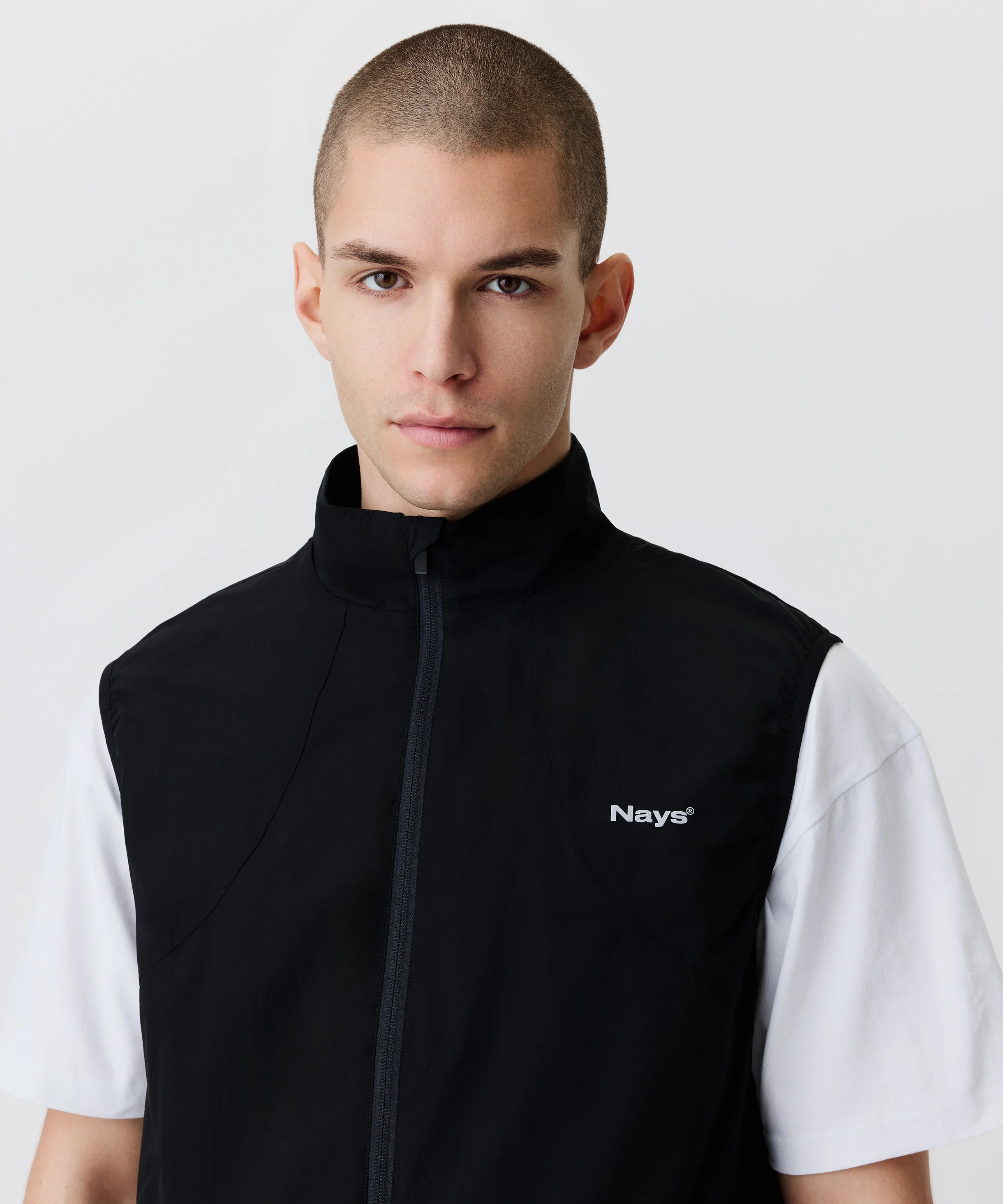 Nays Light Hybrid Tech Vest - Image 6