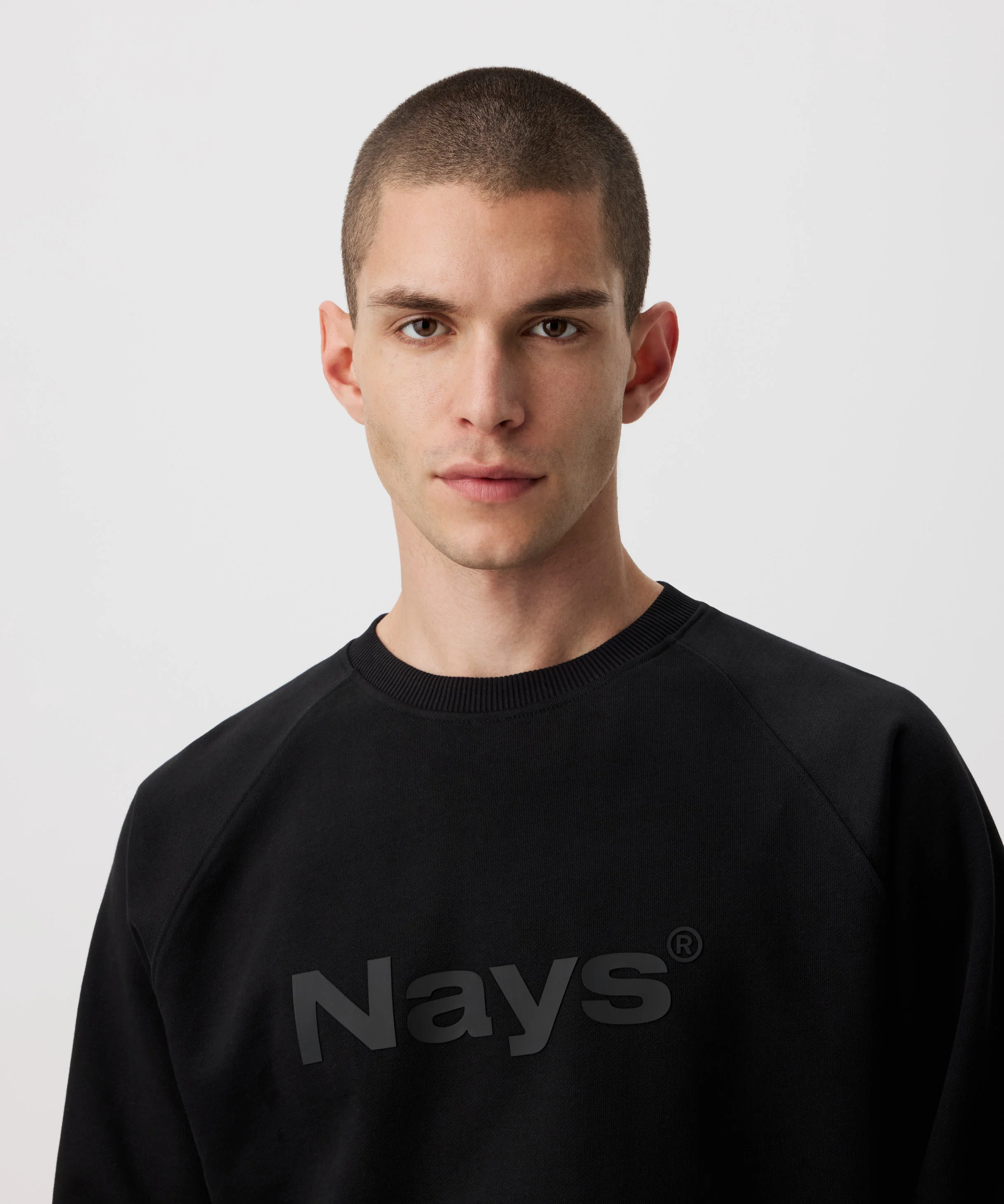Nays Raglan Crewneck - Image 3