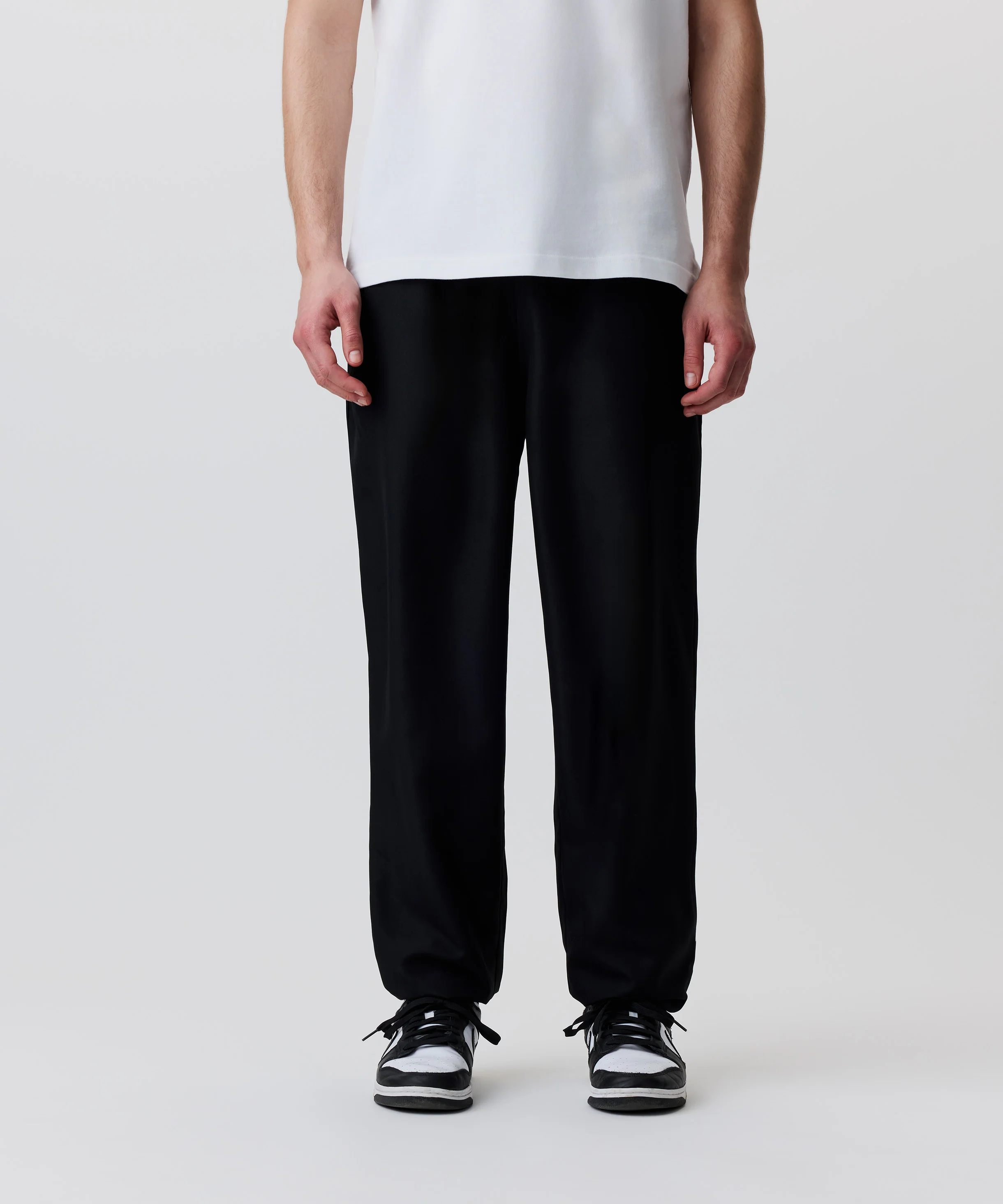 Nays Relaxed Pants - Image 5