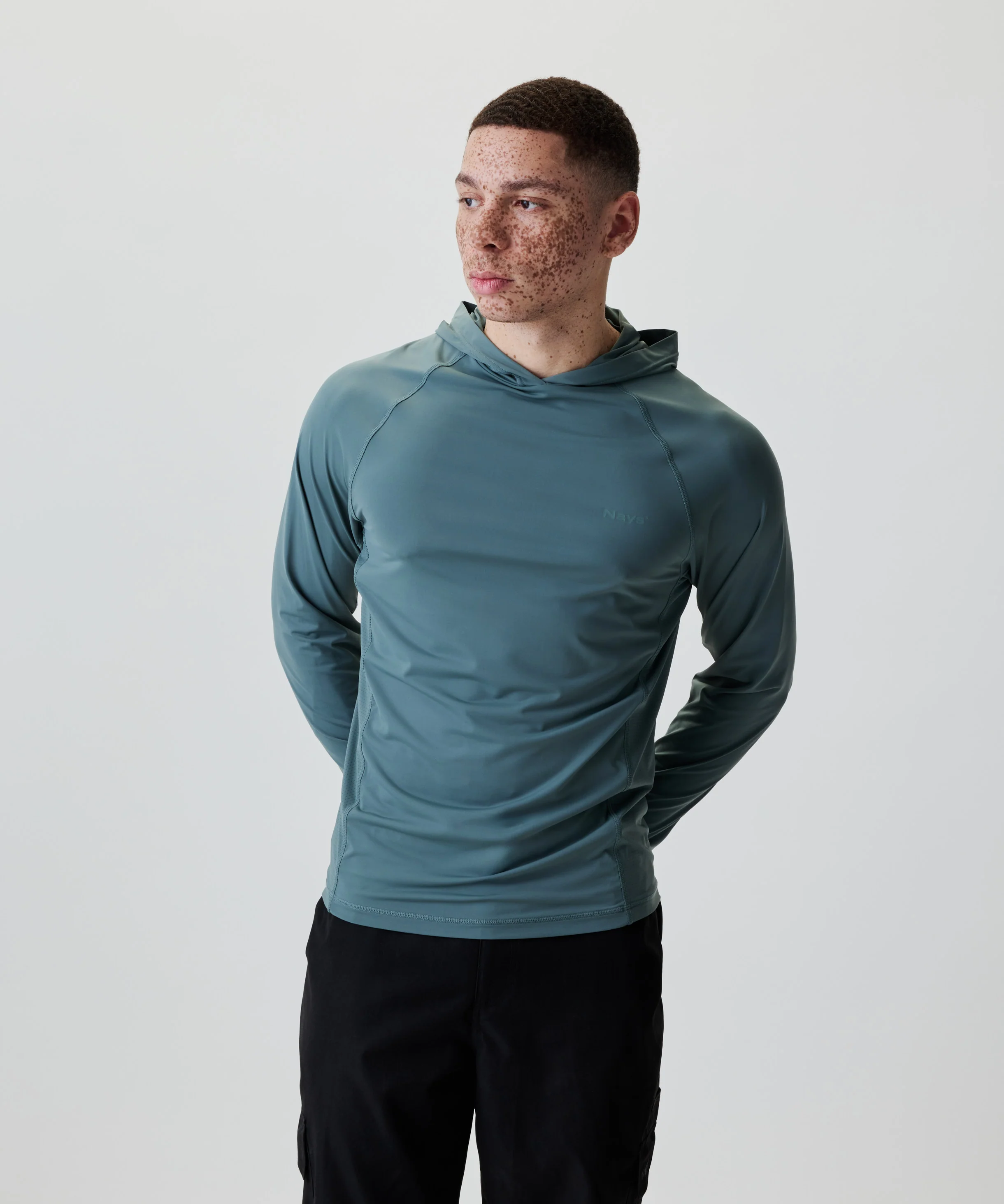 Nays UV 50+ Hooded Longsleeve - Image 4