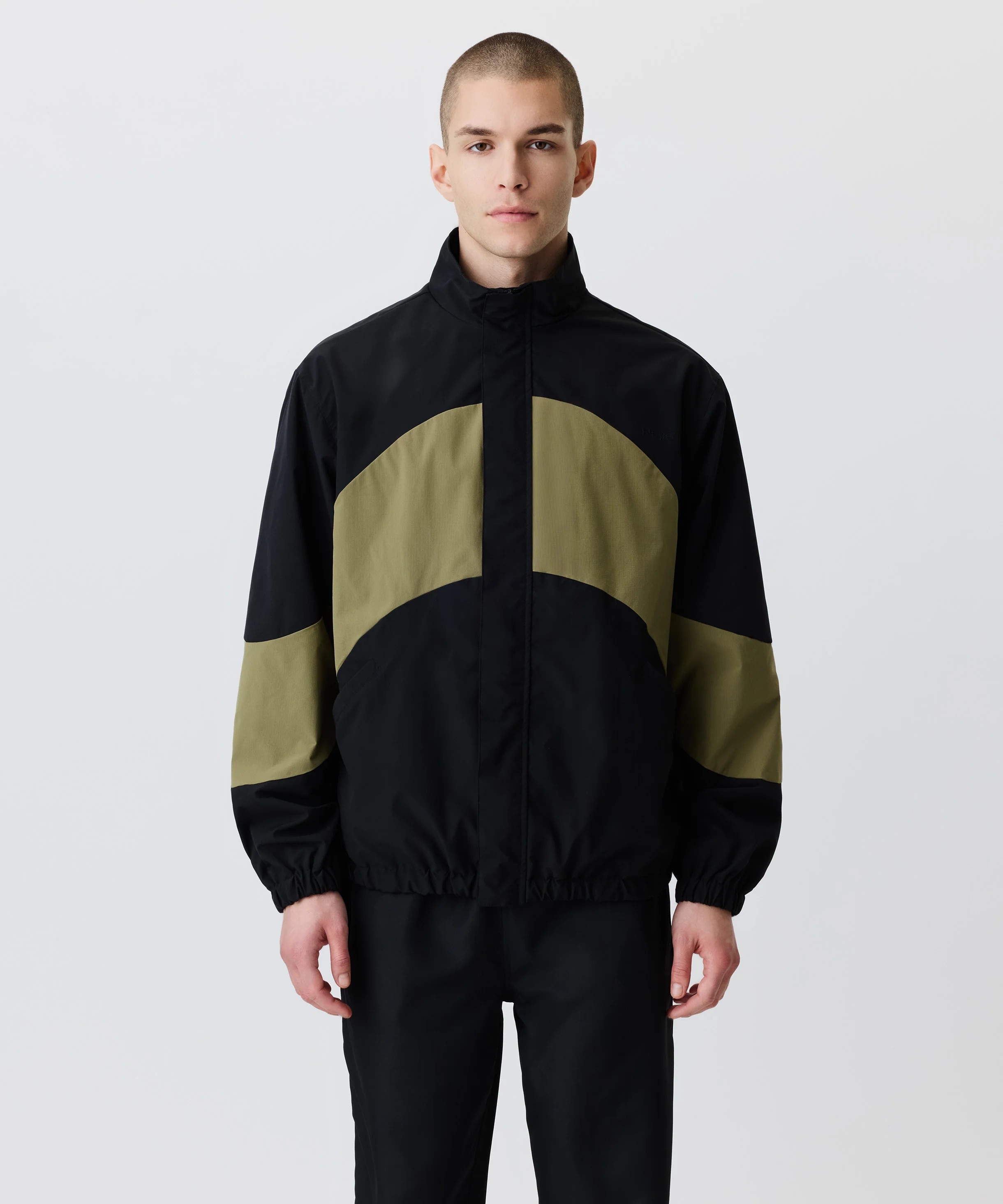 Nays Windbreaker Jacket - Image 4