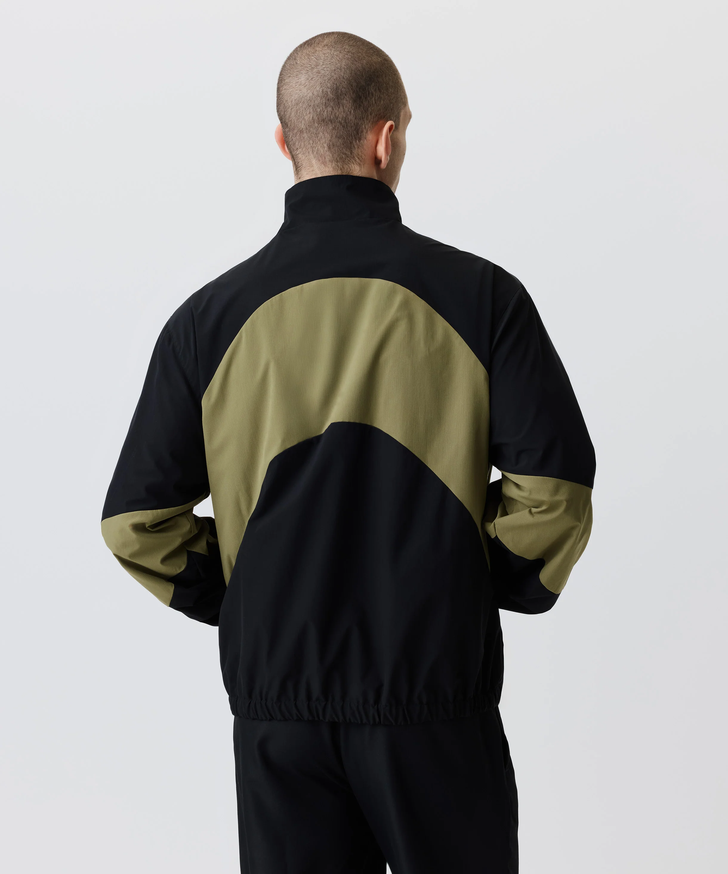 Nays Windbreaker Jacket - Image 5
