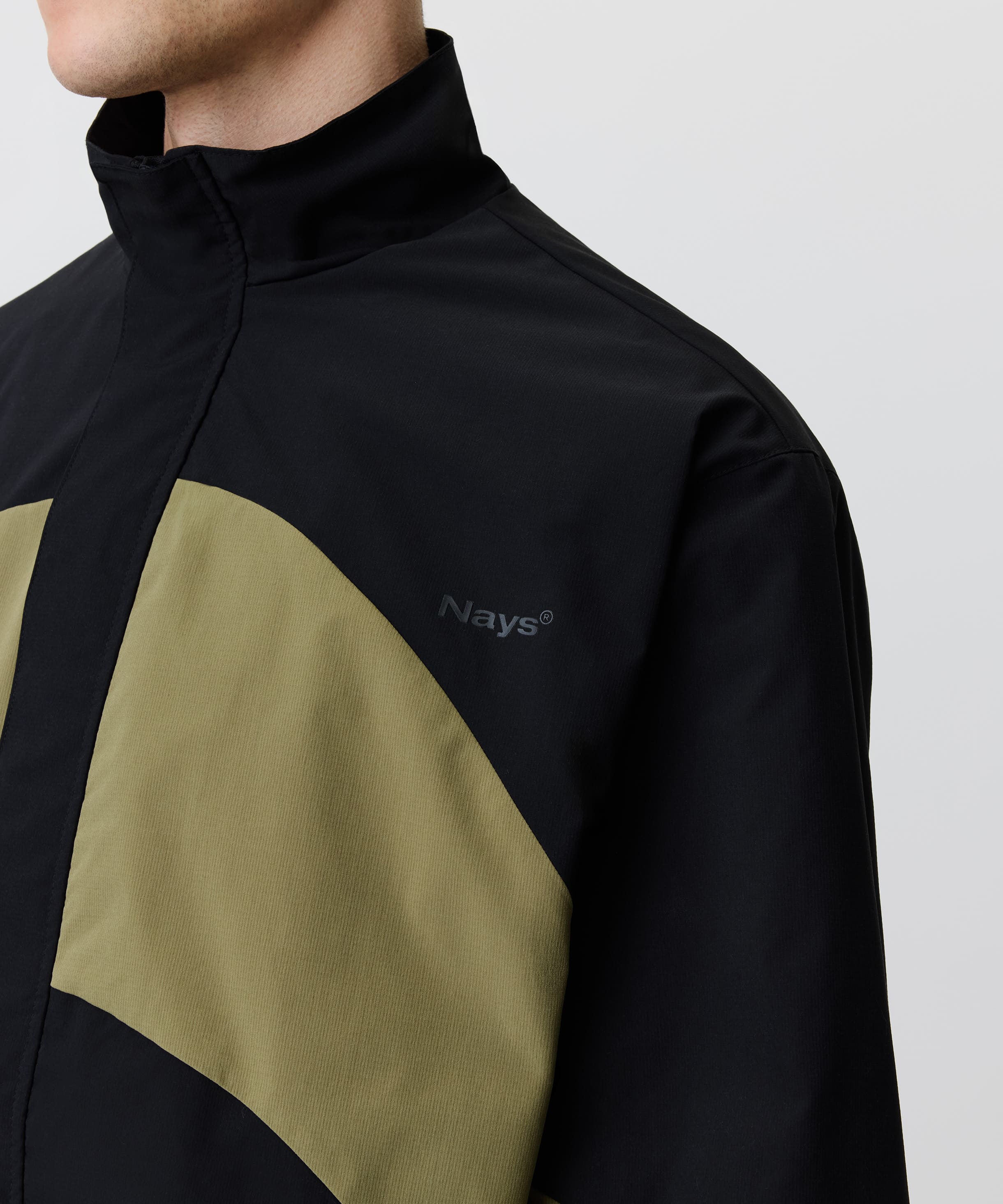 Nays Windbreaker Jacket - Image 6